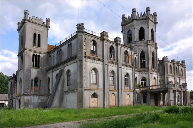 Куди поїхати на вихідні? Житомирщина і морське узбережжя — фото 1