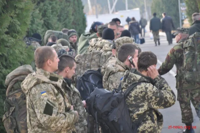 Сьогодні зустрічали бійців 95-ї бригади, які боронили Донецький аеропорт (Фото) — фото 4