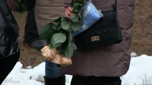 Житомир попрощався із двома бійцями 95-ї бригади (Фоторепортаж) + (Відео) — фото 3