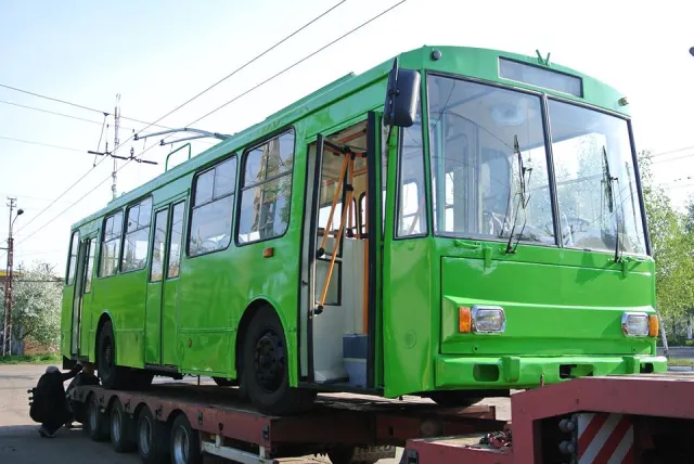 В Житомир прибув черговий тролейбус марки Skoda — фото 1