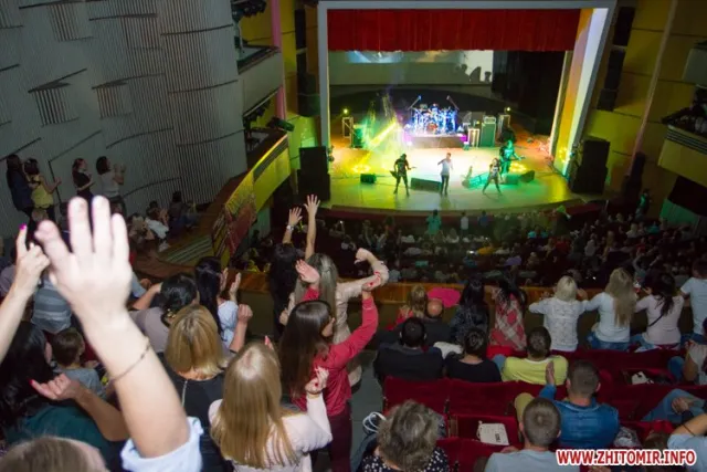В Житомирі концертом пам'яті вшановували Андрія Кузьменка (фото) — фото 12