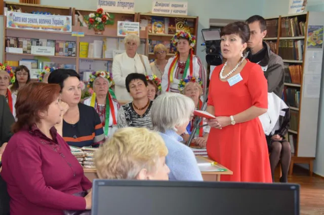 Відтепер в Житомирі до університету ходитимуть дідусі та бабусі (фото) — фото 6