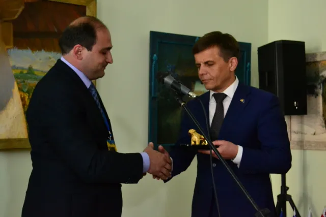 День Європи в Житомирі: іноземні гості, ярмарок, концерти та сусідська вечеря — фото 1