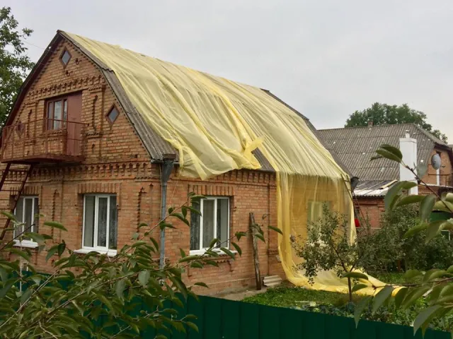 Стихія вирує: град у Бердичеві, гроза у Житомирі та штормове попередження на Черкащині та Чернігівщині — фото 1