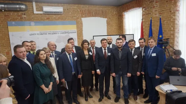 Марина Порошенко в Житомирі: «Ми маємо забезпечити рівні умови для всіх» — фото 1