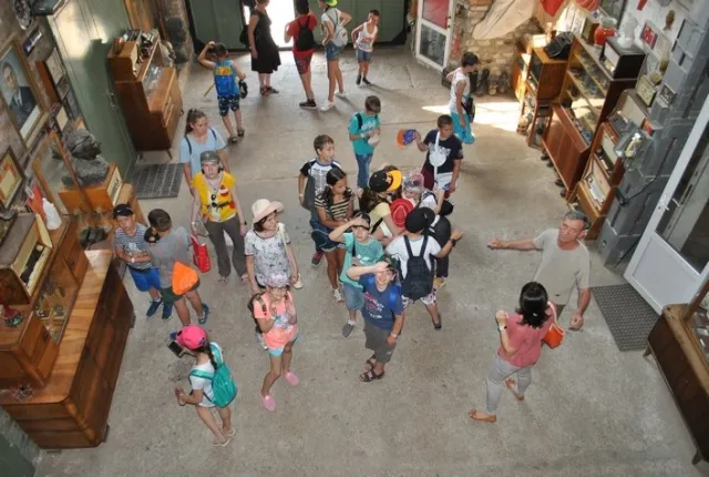 Дитячий розвиток в Library Camp — фото 1